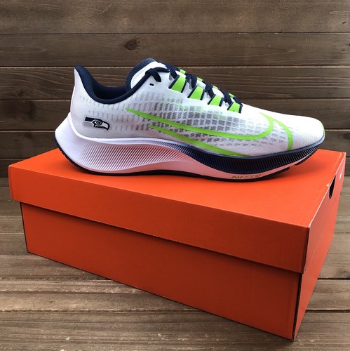 NEW! Nike Zoom Pegasus 37 NFL Seattle 