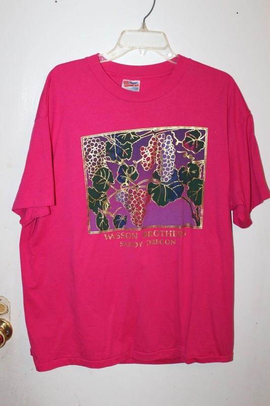 Vintage Wasson Brothers Winery T-Shirt XL Sandy Oregon Gold Leaf Pink Uni Sex