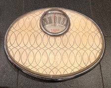 Vintage 50-60s Borg Mechanical Silver Oval Bathroom Scale Works