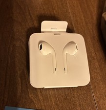 Apple Lightning Earbuds OEM with 3.5mm Headphone Adapter
