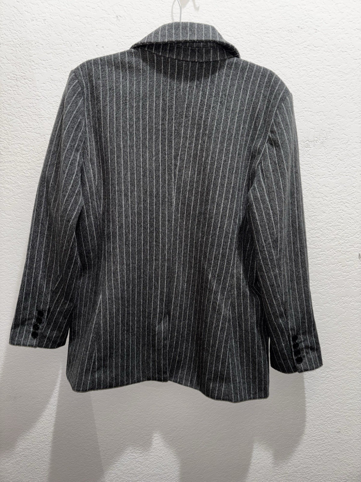 Universal Thread Women's Blazer Medium Gray Strip… - image 2