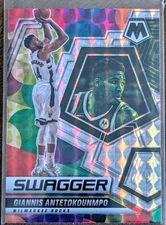 Giannis Antetokounmpo 2021 Mosaic Swagger Prism #5 MILWAUKEE BUCKS 🦌