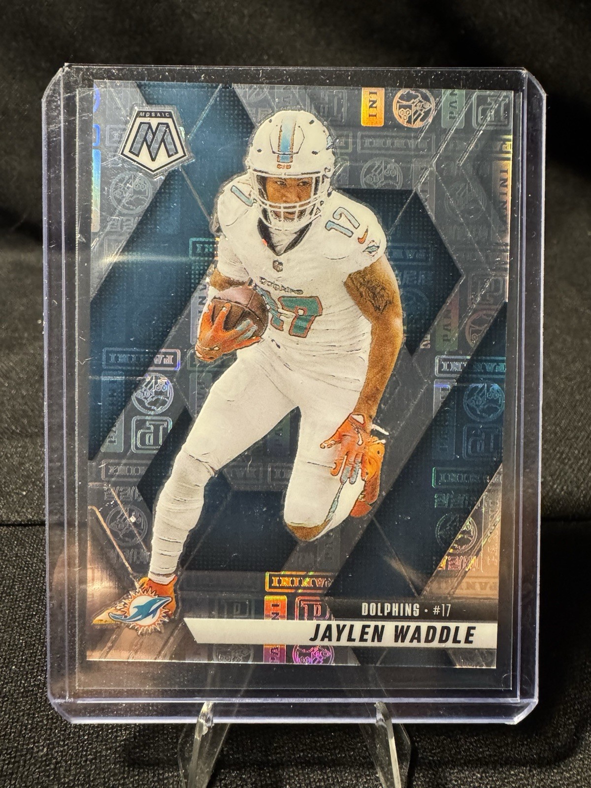 2025 Panini Mosaic Jaylen Waddle #155 Silver Knight Prizm /149 Dolphins