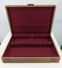Vintage 1847 Rogers Bros. Silverware Wood and Felt Lined Storage Case