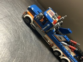 Lego 60056 City Tow Truck Complete Set With Minifigure Manuals