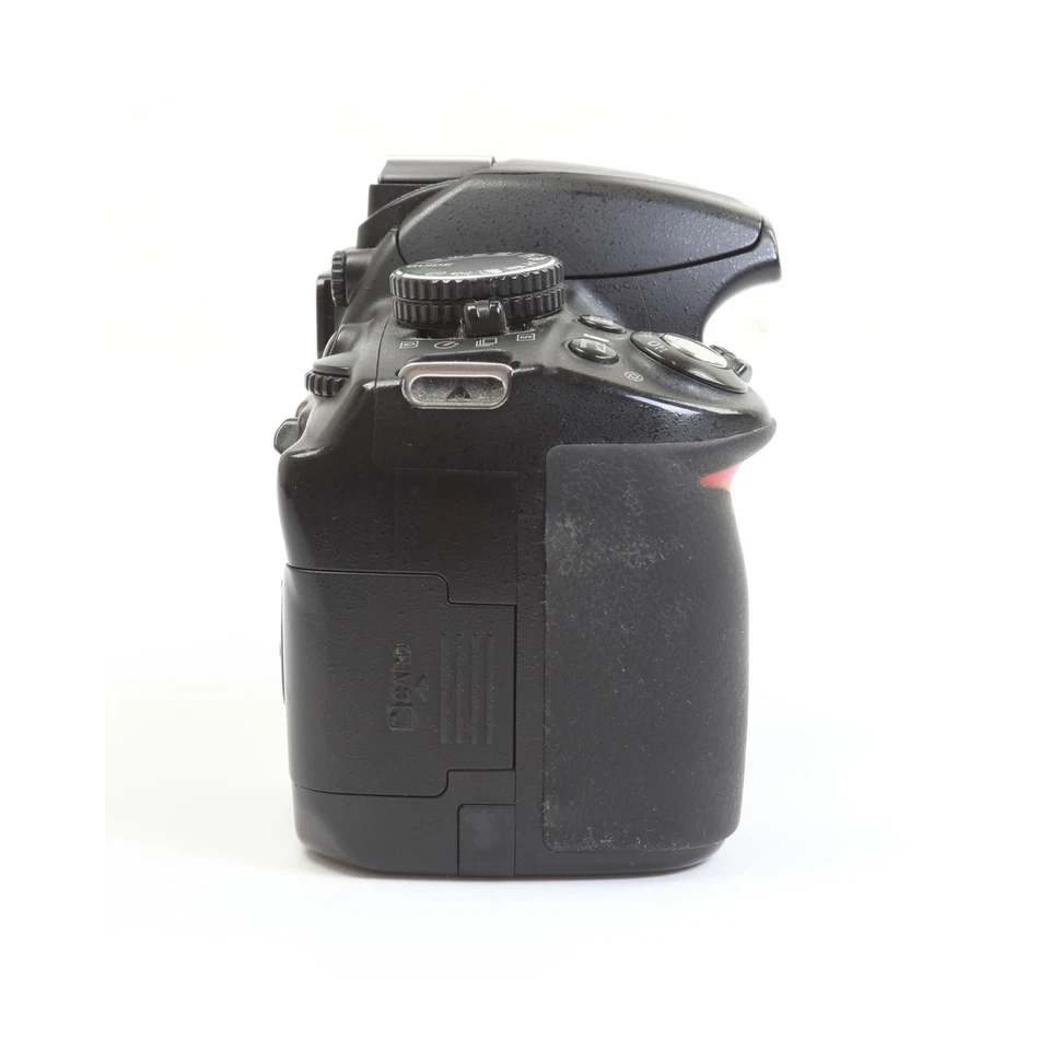 Nikon D3100 + Sehr Gut (272455) - Bild 2 von 4