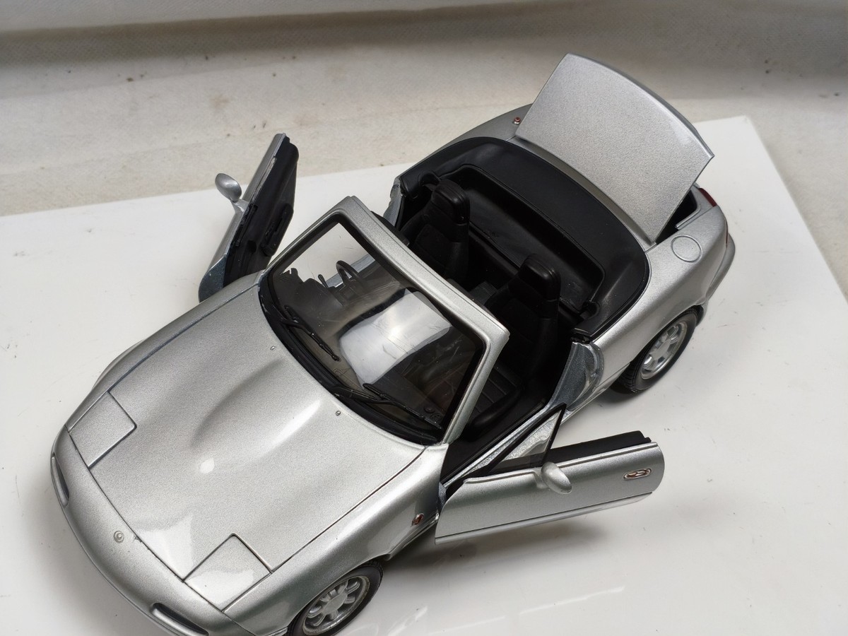 Gate 1/18 Mazda Mx5 Miata Eunos Roadster JDM Scale Model Car
