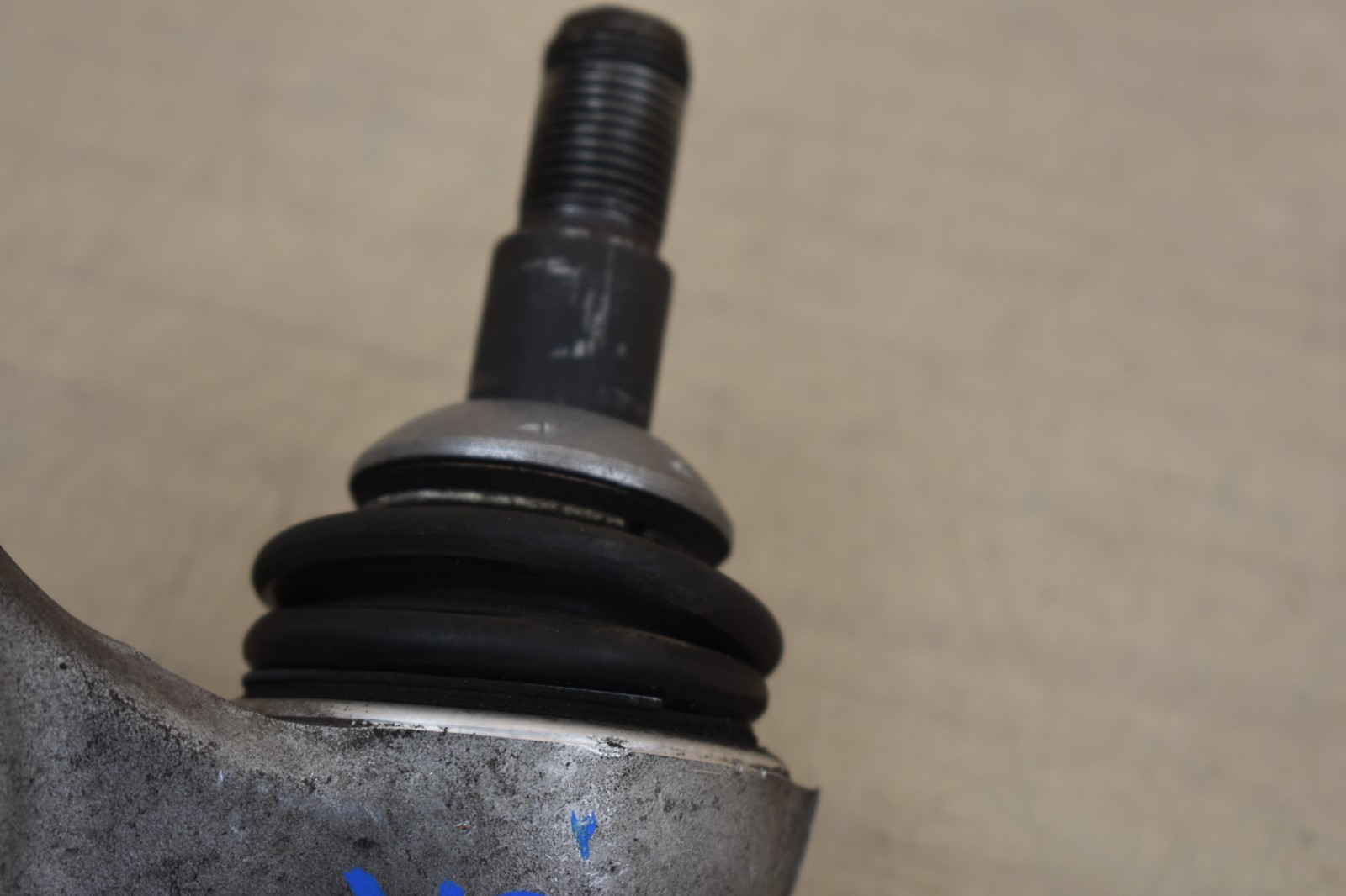 BMW i8 2014-2020 Front Left Lower Control arm