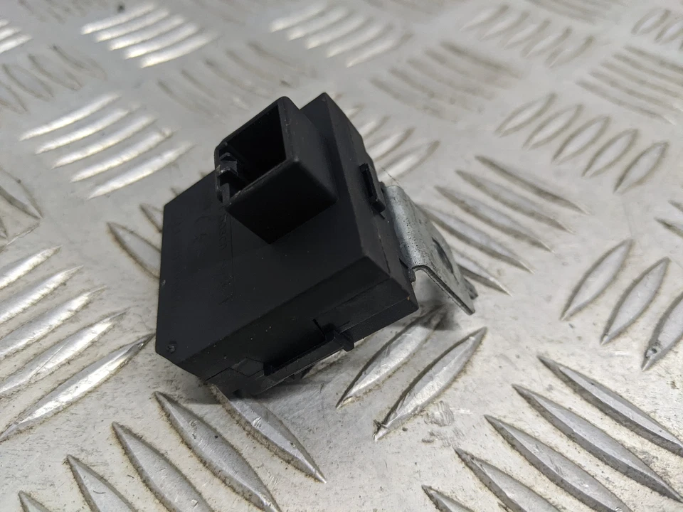 KIA CARENS GS5 CRDI 5 PUERTAS MPV 2008 ALARMA/INMOVILSER ECU  Foto 3 de 4