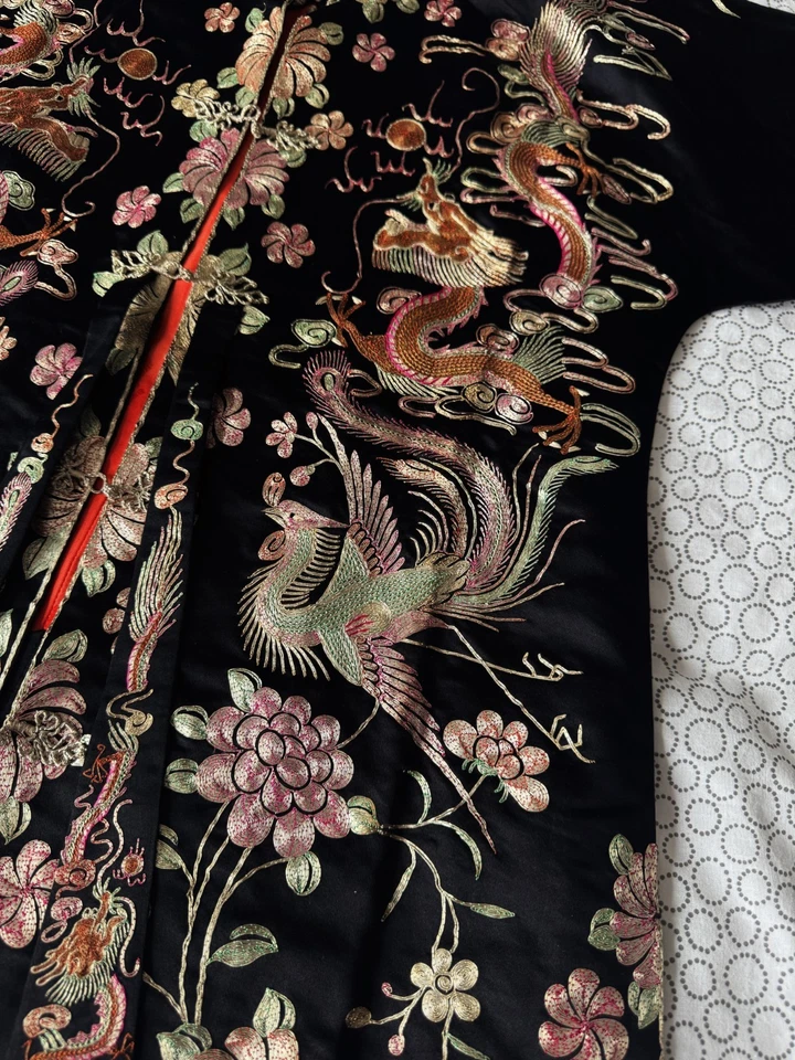 1930s Antique Chinese Wedding Jacket SILK Silver Gold Hand Embroidery - Image 4 of 4