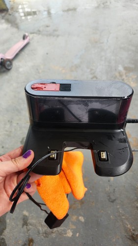 Cargador y accesorios de Robot Vacuum Cleaner M210