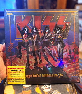 Kiss Destroys Anaheim ‘76 NEW SEALED PICTURE DISC!!