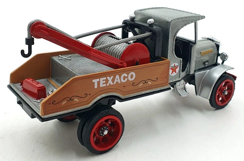 Ertl 1/34 Scale Diecast CP7311 - Texaco 1925 Kenworth Wrecker - Image 2 of 4