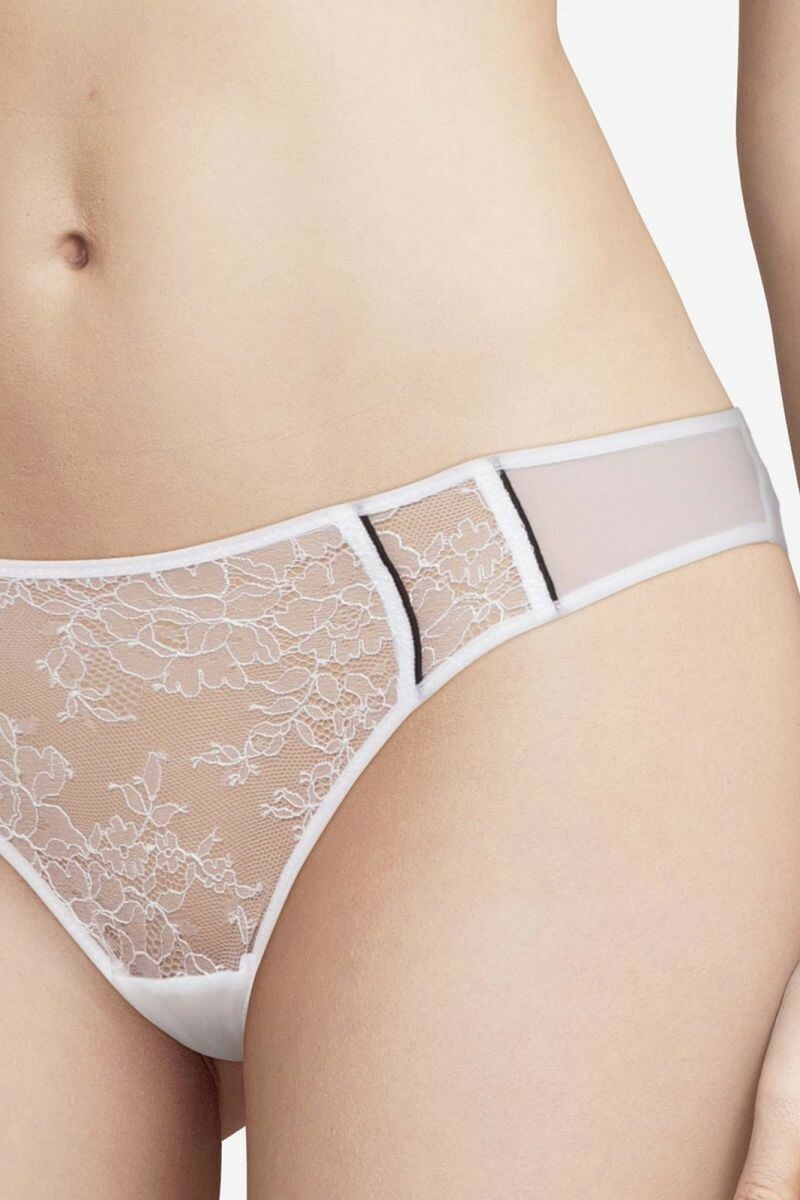 Ravissant Ensemble Soutien-gorge Et String Chantal Thomass, Neuf Avec étiquettes, Taille 85D (bonnet D), Blanc