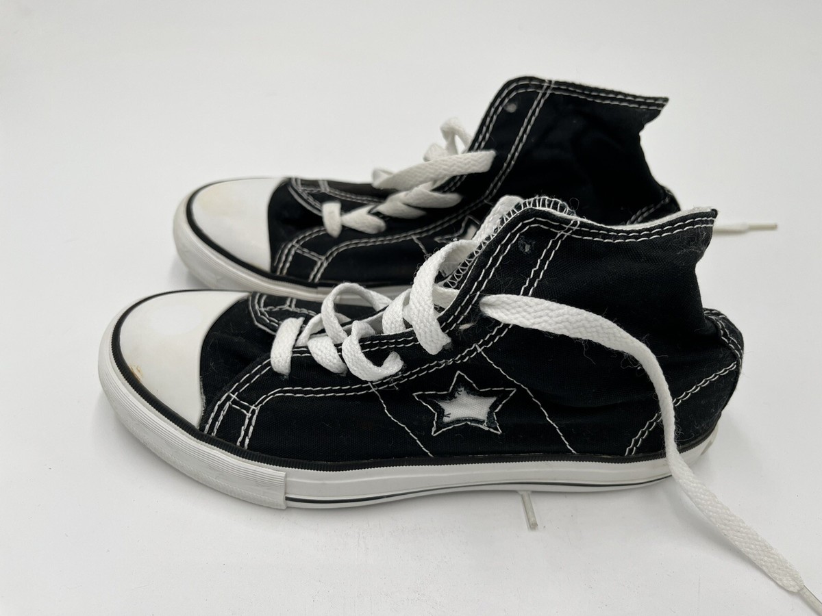 Converse One Star Junior Size US, Black White Sneakers