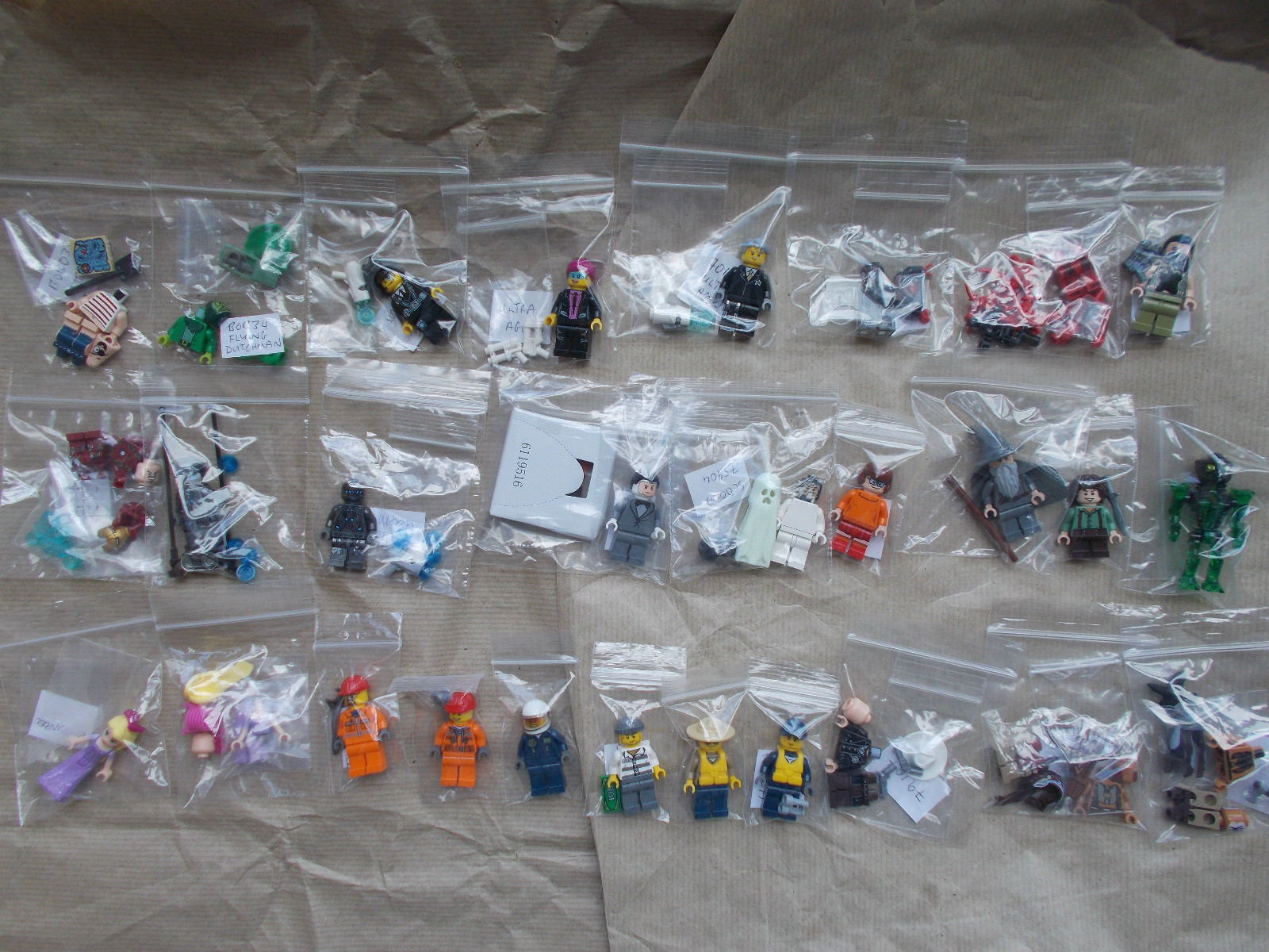 NEW LEGO MINIFIGURES LEGO CITY SCOOBY DOO HALLOWEEN VAMPIRE MONSTER FIG. PICK 1