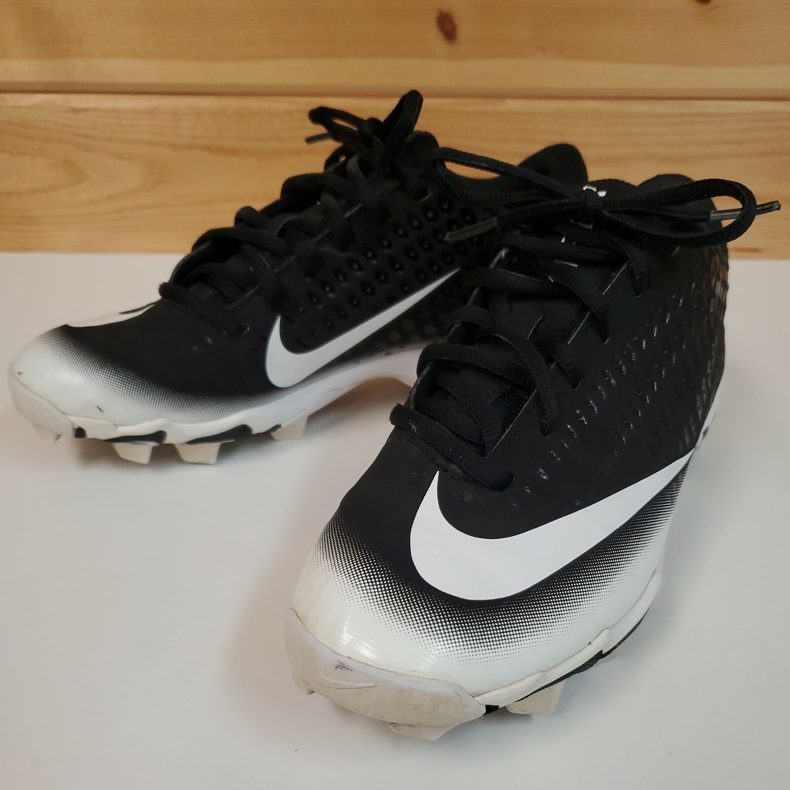 Nike Kids Size 5Y Lunar Vapor Ultrafly 2 Keystone AQ8151-003 Baseball Cleats
