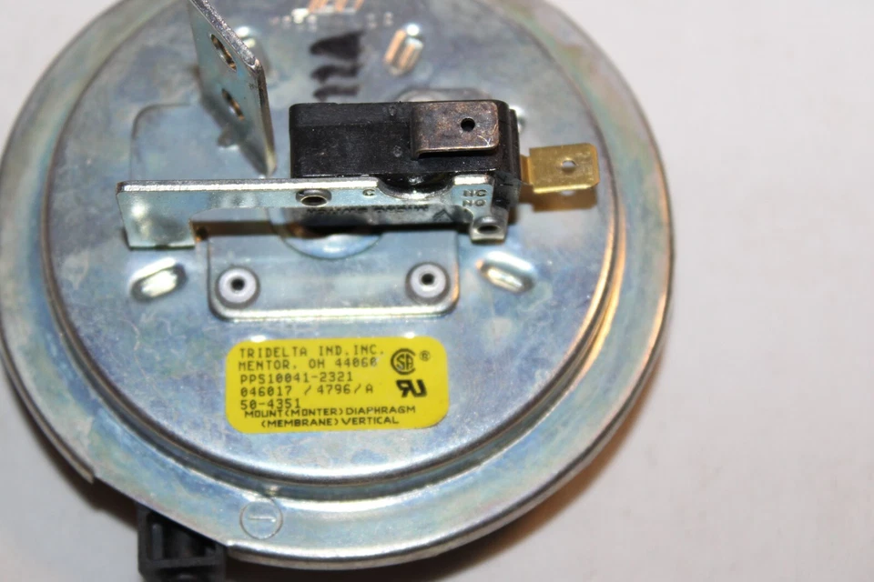 NOS Pressure Switch Tridelta PPS10041-2321 - Image 4 of 4