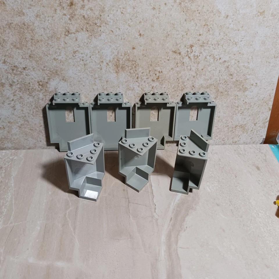 LEGO Castle Walls Parts Corners Printed Brick Light Blue Gray Rounded Windows - Image 2 of 2