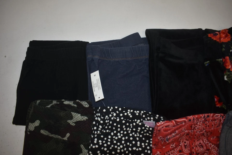 Wholesale Bulk Lot of 11 Juniors Size Large 11 13 Casual Relaxed Leggings - Image 2 of 4