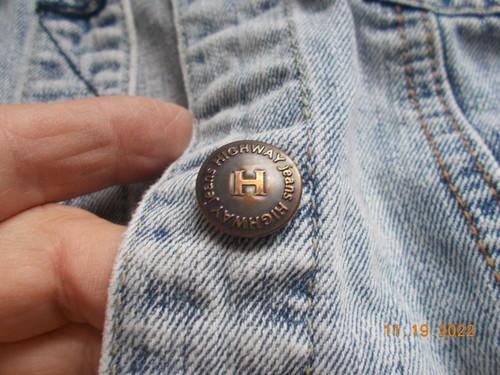 Hwy Jeans Hooded Jean Jacket, Girls XL, Unlined, metal buttons, Removable Hood - Picture 7 of 12