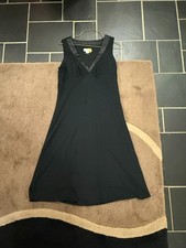 Ann Taylor Loft Black midi dress, fully lined with "V" neck and satin trim. 8