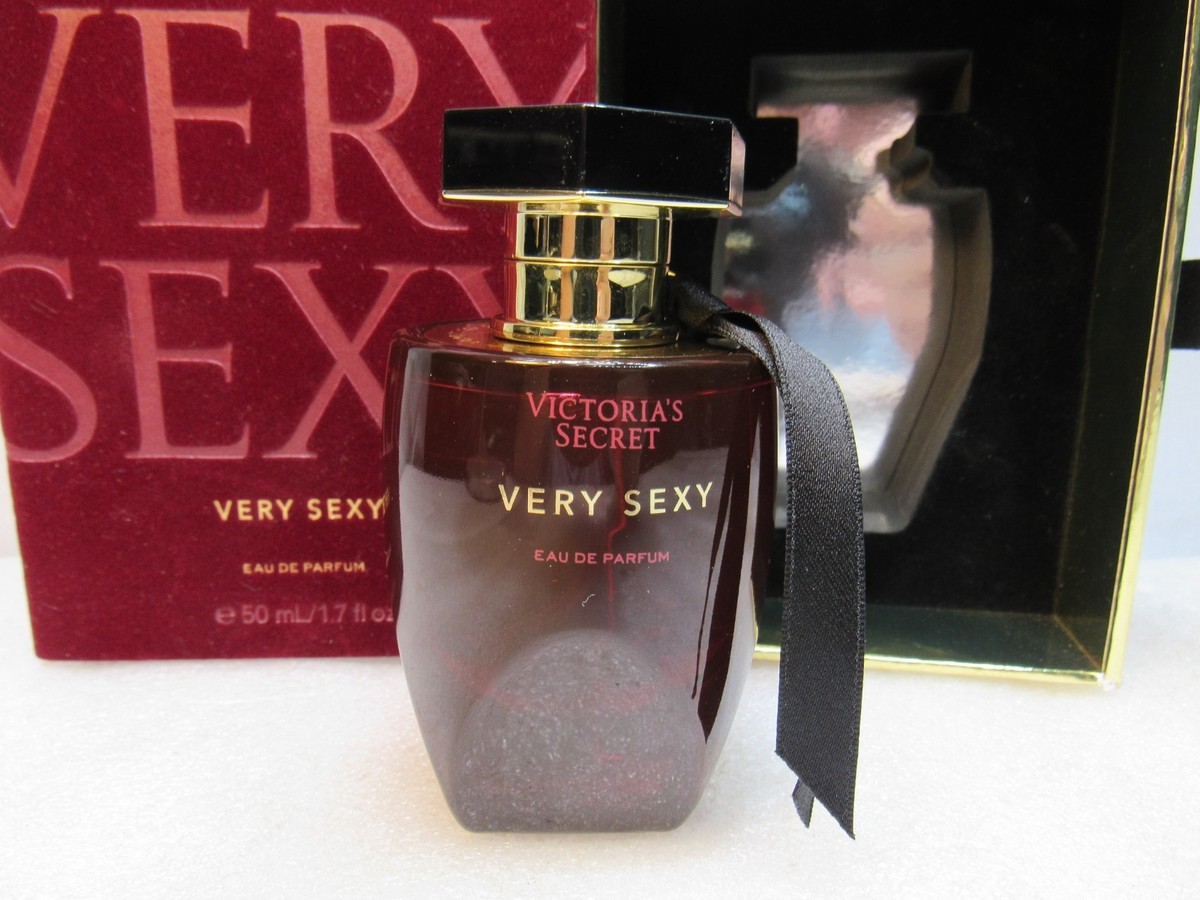 Victoria's Secret VERY SEXY Eau De Parfum 1.7oz Discontinued New