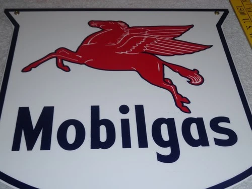 VINTAGE MOBIL MOBILGAS PEGASUS HORSE 11 3/4" PORCELAIN METAL GASOLINE & OIL SIGN