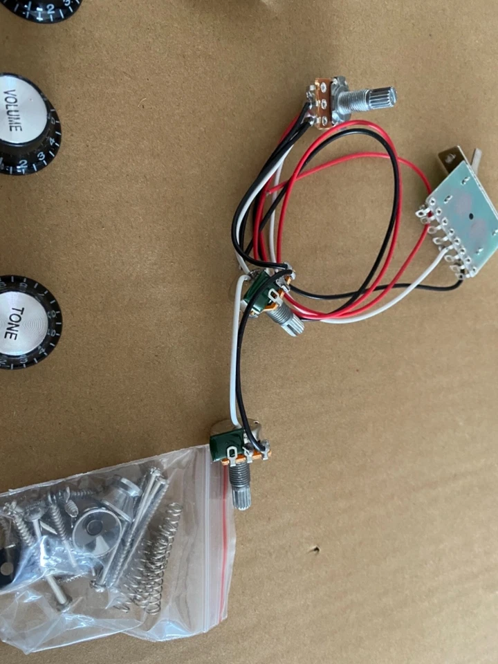 3 P90’s, 3 Knobs, 1 V pot, 2 T pots, Wiring, 5 Way Switch, plus nuts and Washers - Image 4 of 4