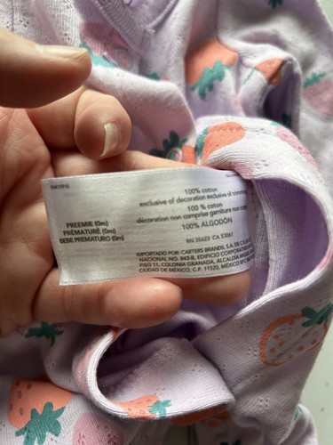 Child Of Mine Baby Girl Snap Knit Sleeper With Strawberries Size Preemie - Picture 6 of 6