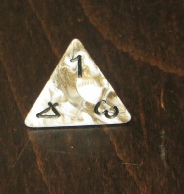Würfel Jumbo W4 34 mm D&G Marble Gold / Weiß - DND DSA RPG Rollenspiel 