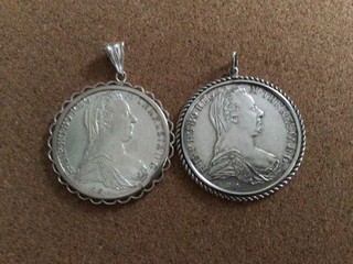 2 x Anhänger Österreicher M.Theresia Silbermünzen