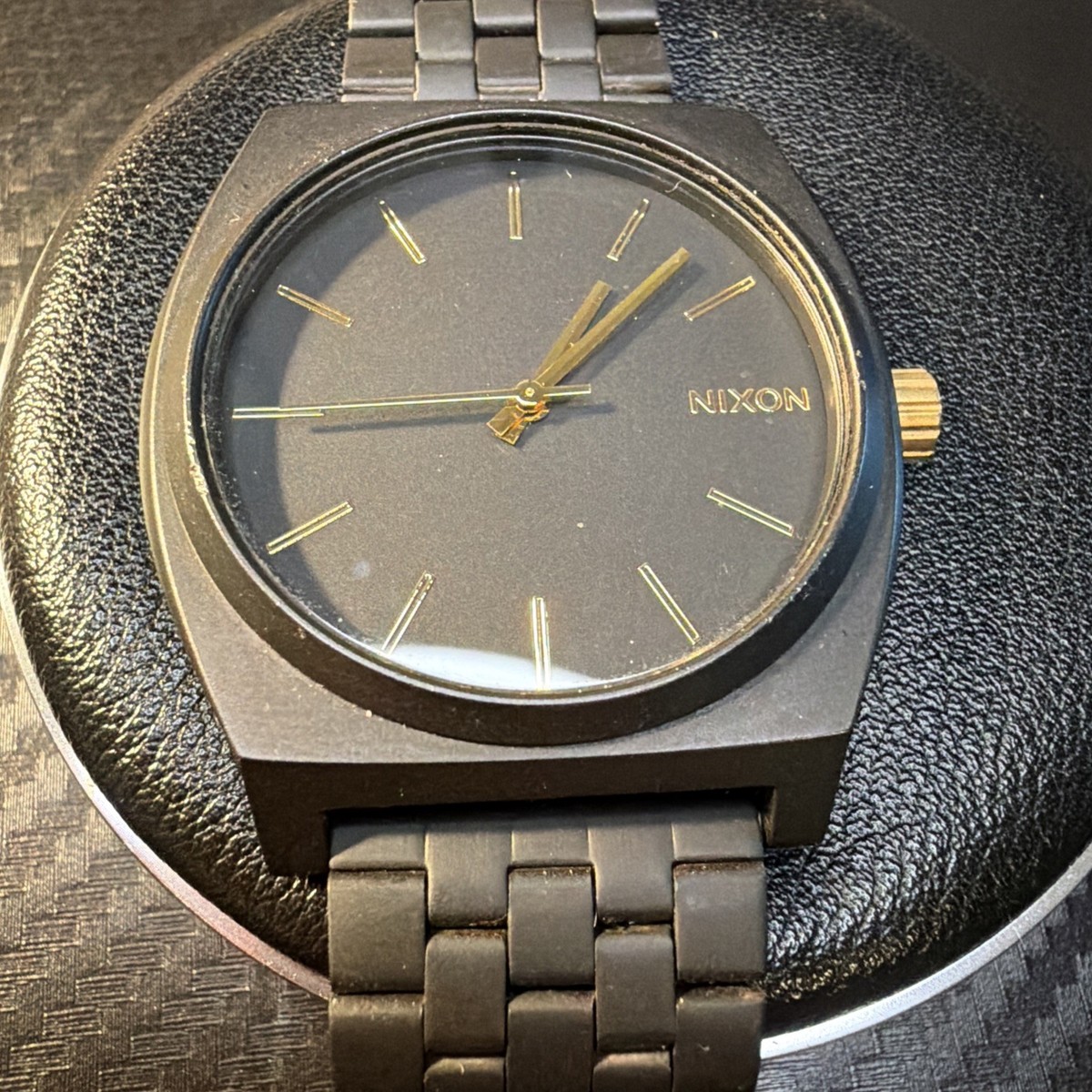 NIXON THE TIME TELLER DELUXE ALL BLACK MINIMALIST WRIST WATCH tells day and date → Nixon Time Teller Solar All Black / White its5to12 main image 2