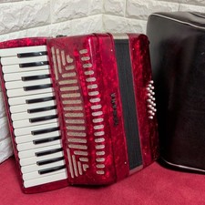 Yamaha YA-18 Accordion 30-Key Red Color W/ Case