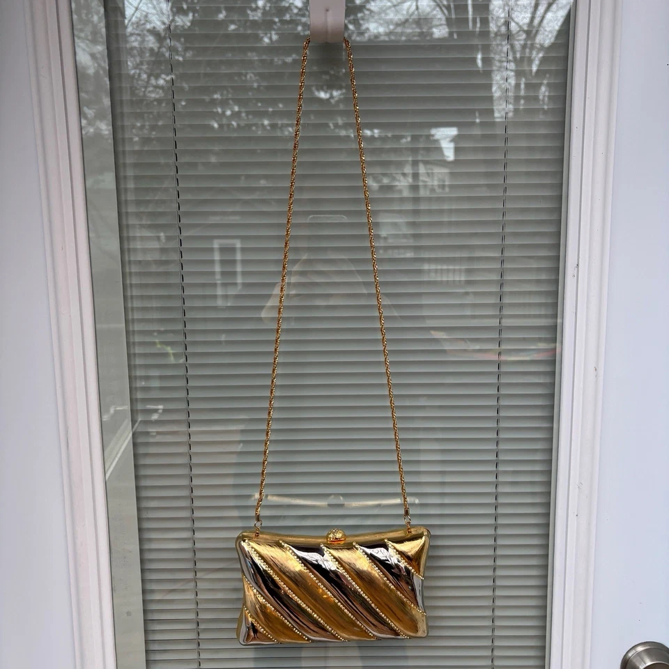 Vintage Walborg Gold & Silver Metal Evening Clutch with Shoulder Strap Chain - Image 3 of 4