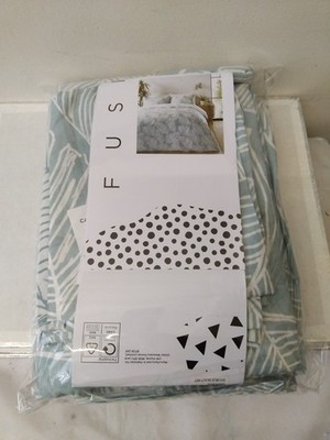 Doppel Bettbezug Bettwäsche Set. Reversible Easy Care Matteo Leaf von Fusion