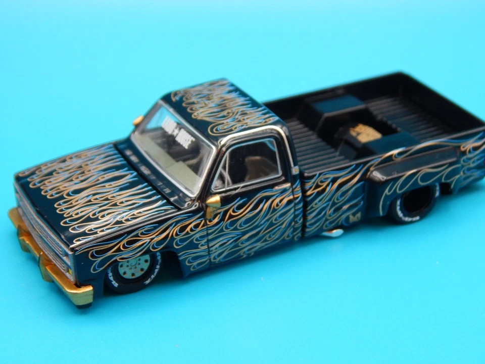 Kaido House BLKLTD Chevrolet Silverado Dually On Fire 111/285. Opened Mint - Image 4 of 4
