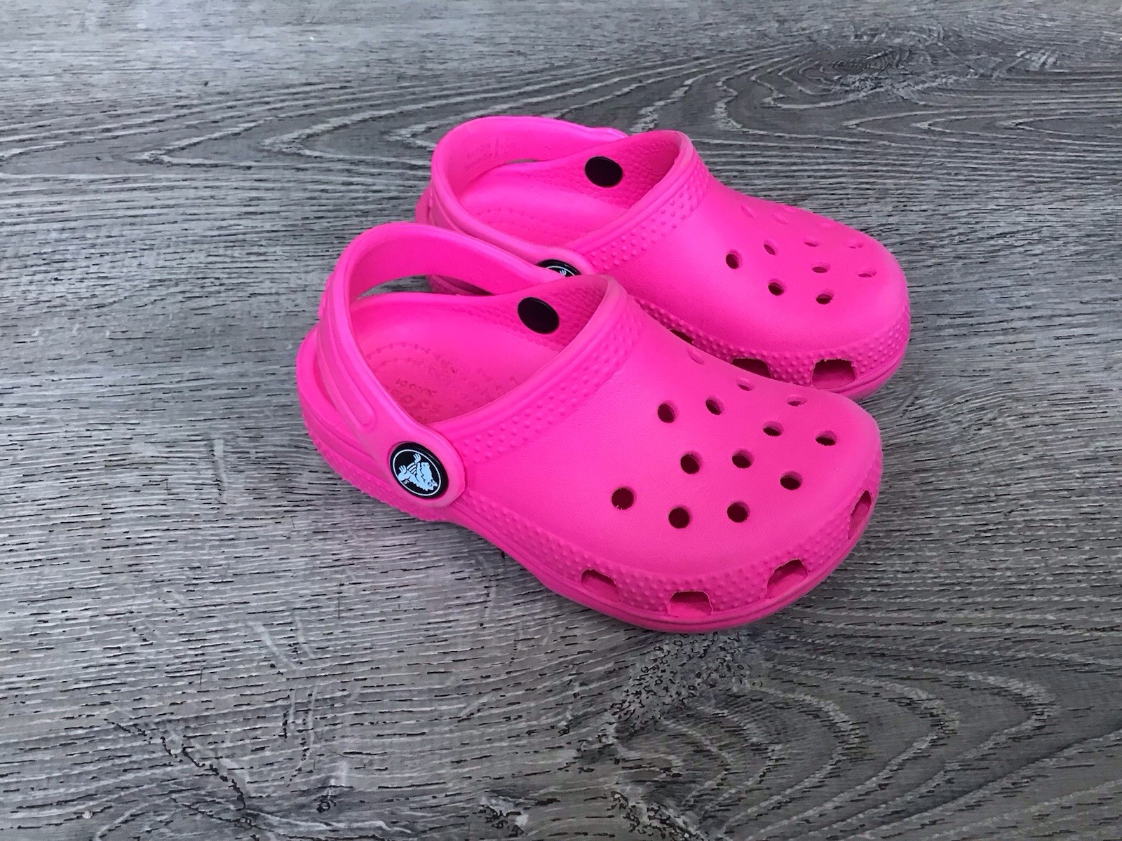 Zueco clásico Crocs rosa talla pequeña talla 7 bebé niña 206990 sandalias sin cordones C7