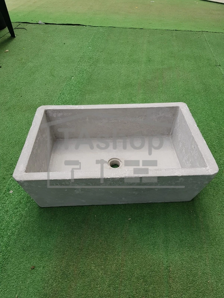 Vasca pilozzo in cemento grigio mis. cm 60x40x18h + piletta e biscione