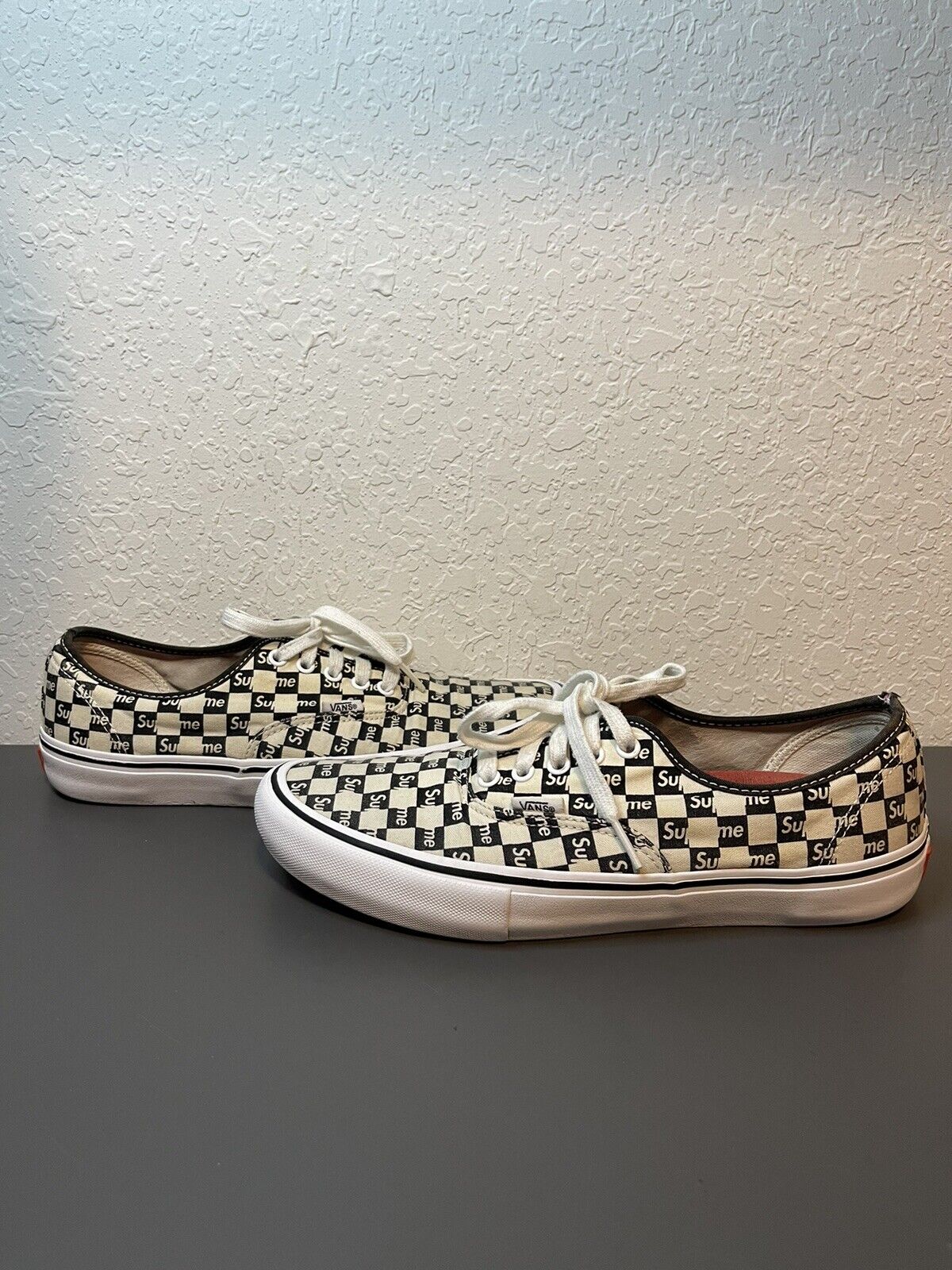 supreme vans checkered low size 10 black - image 1