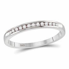 14kt White Gold Womens Round Diamond Single Row Channel-set Wedding Band