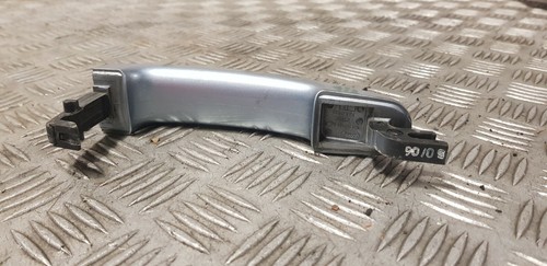 FORD FOCUS MK2 ESTATE DOOR HANDLE OSR DRIVERS REAR 3M51R22404A Z3 TONIC BLUE - Picture 2 of 3