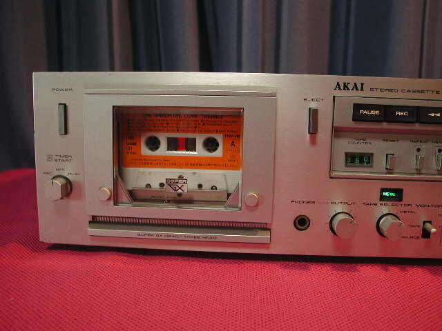 AKAI GX-F80 カセットデッキ アカイ AKAI GX-F80の紹介◇大きな自照式ボタンがポイント | スーパーカセッ