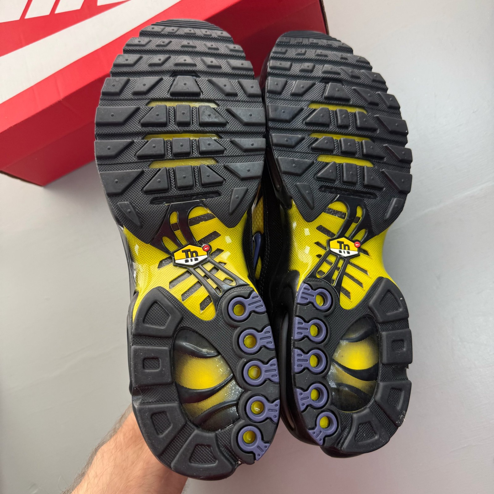 Nike Air Max Plus TN Size UK 10 Black Bright Citron Men's Trainers DM0032-023 image 3