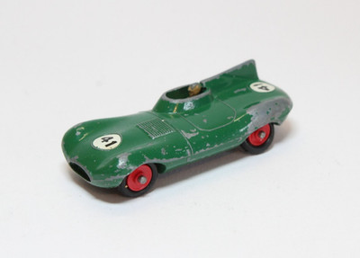 Matchbox Lesney MB 41 b D Type Jaguar - RARE RED WHEEL HUBS - Realistic Price