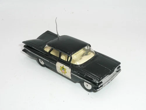 Corgi 223 Chevrolet Impala Police State Patrol Car   *original*