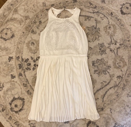 NWT Freeway Women’s Size 10 White Pleated Lace Dress - 第 1/3 張圖片