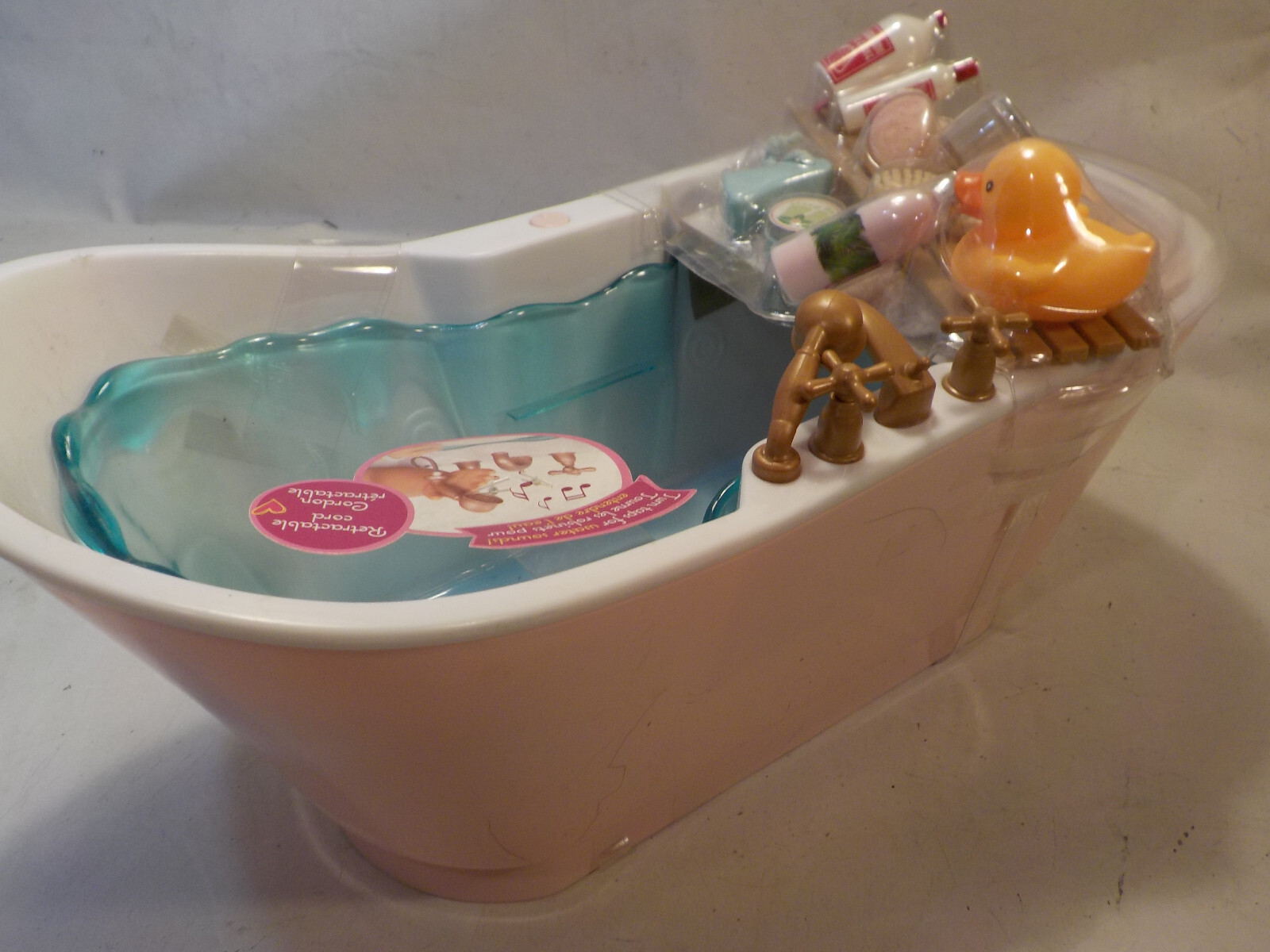 Our Generation Bath & Bubble set sounds Bathtub Accessory Set for 18