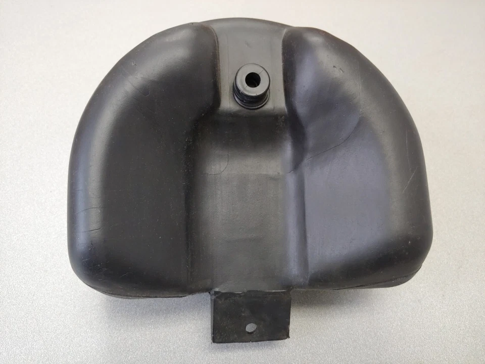 MUY BONITO TANQUE DE EXPANSIÓN EVAP COMBUSTIBLE ORIGINAL USADO ORIGINAL PORSCHE 911 930 Foto 3 de 4