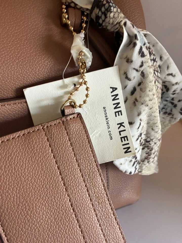 Cartera mediana Anne Klein Sadie Comp cosecha herrajes dorados nueva con etiquetas Foto 2 de 4